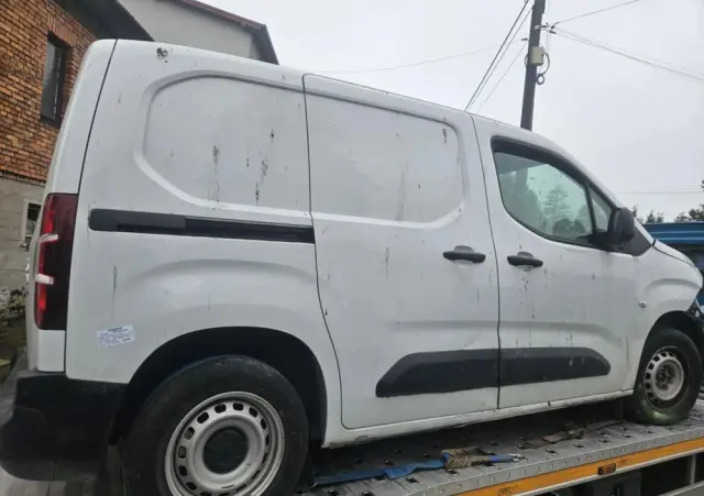 PEUGEOT PARTNER 1.5 diesel  BERLINGO 