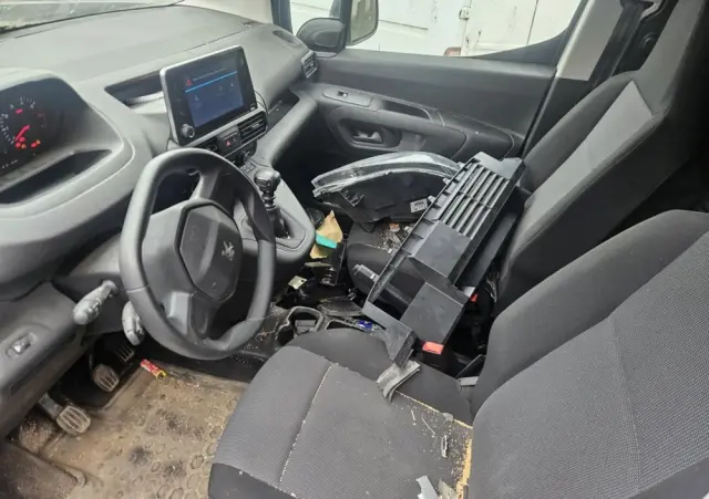PEUGEOT PARTNER 1.5 diesel  BERLINGO 