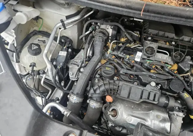 PEUGEOT PARTNER 1.5 diesel  BERLINGO 