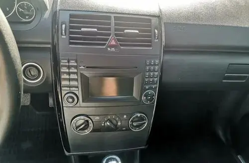 MERCEDES-BENZ Klasa A 