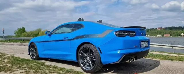 CHEVROLET Camaro 