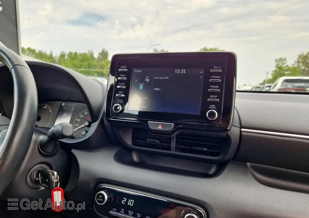 TOYOTA Yaris Hybrid 1.5 Comfort