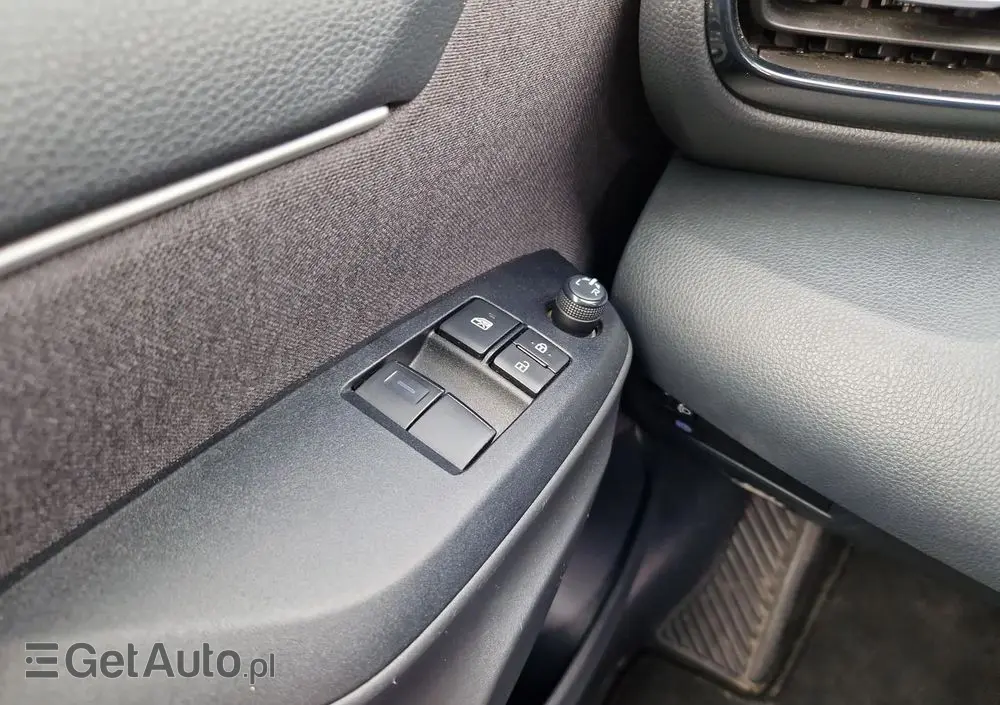 TOYOTA Yaris Hybrid 1.5 Comfort