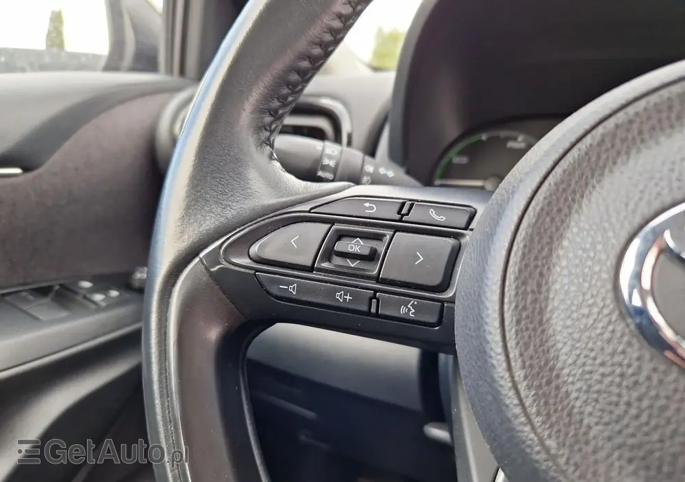 TOYOTA Yaris Hybrid 1.5 Comfort