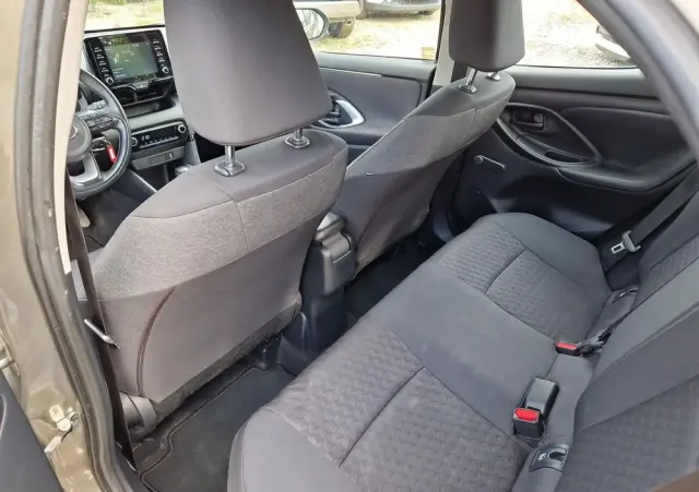 TOYOTA Yaris Hybrid 1.5 Comfort