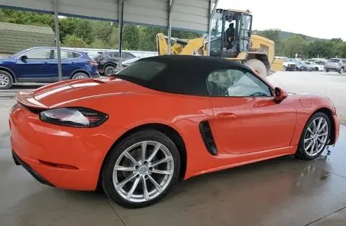 PORSCHE Boxster 