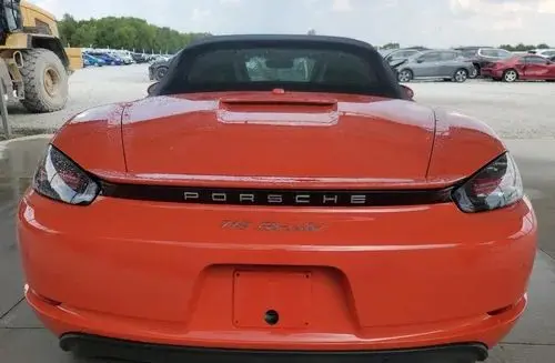 PORSCHE Boxster 