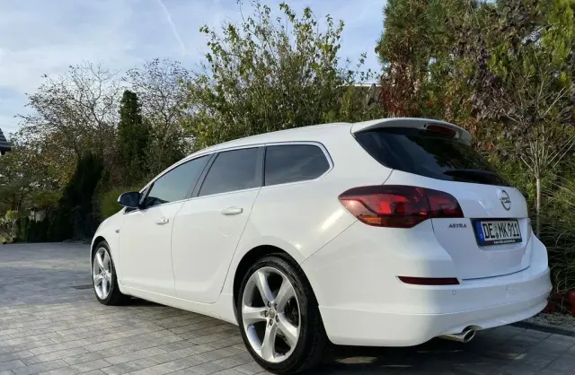 OPEL Astra 