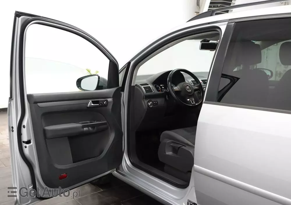 VOLKSWAGEN Touran 1.6 TDI DPF Comfortline DSG