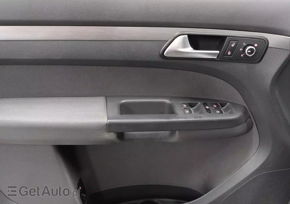 VOLKSWAGEN Touran 1.6 TDI DPF Comfortline DSG