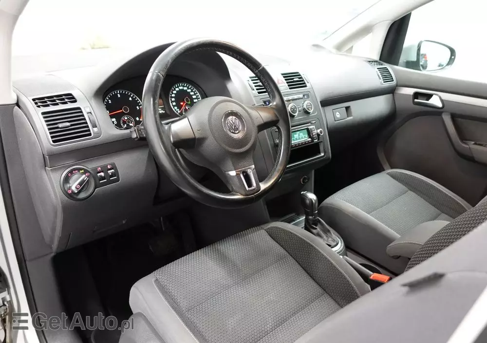 VOLKSWAGEN Touran 1.6 TDI DPF Comfortline DSG