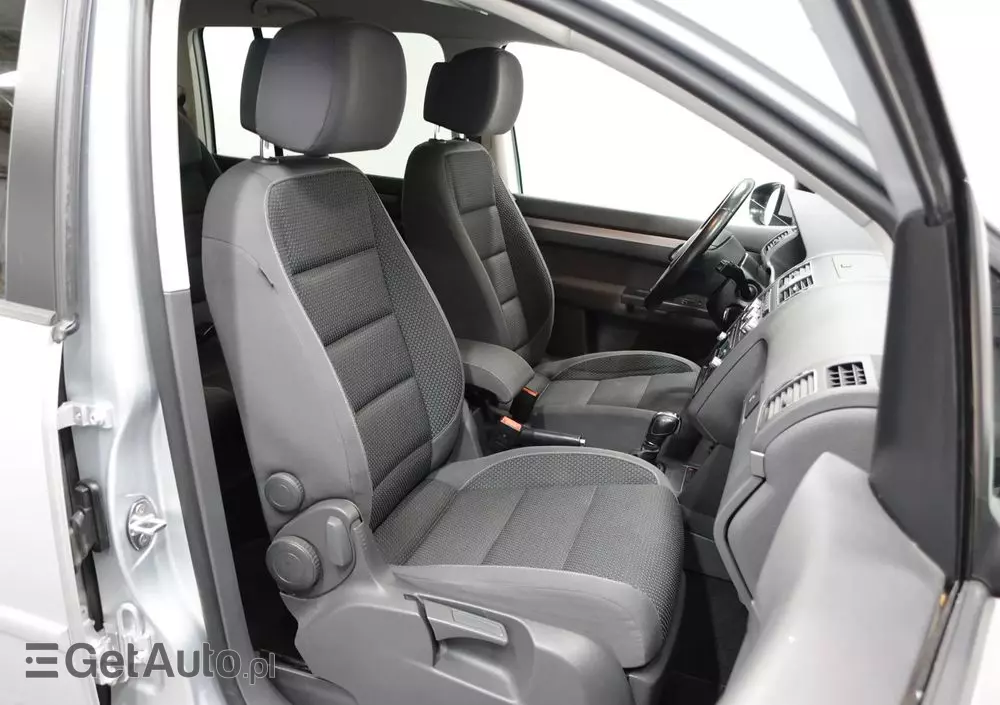 VOLKSWAGEN Touran 1.6 TDI DPF Comfortline DSG