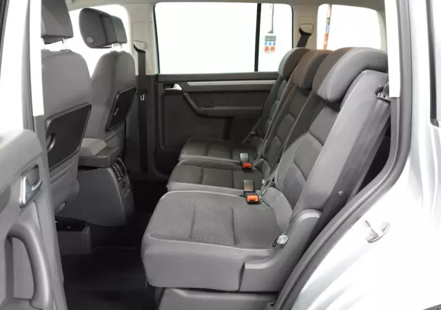 VOLKSWAGEN Touran 1.6 TDI DPF Comfortline DSG