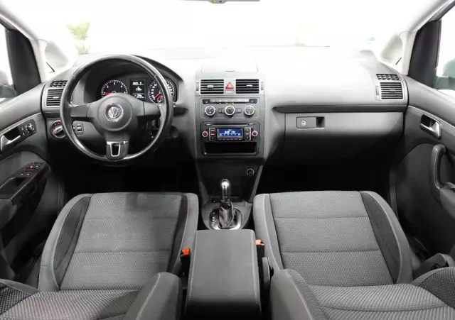 VOLKSWAGEN Touran 1.6 TDI DPF Comfortline DSG