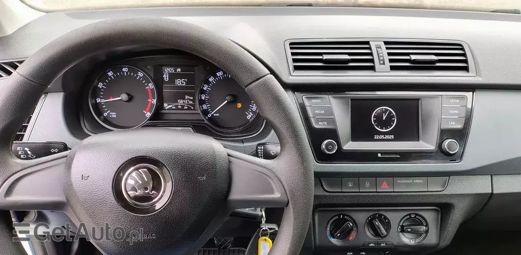 SKODA Fabia 