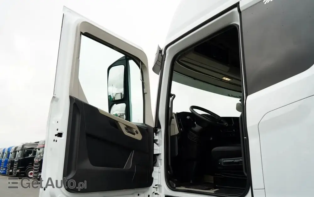 FORD F-MAX 500 / KLIMATYZACJA  POSTOJOWA  / 