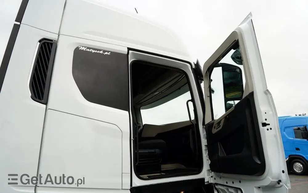 FORD F-MAX 500 / KLIMATYZACJA  POSTOJOWA  / 