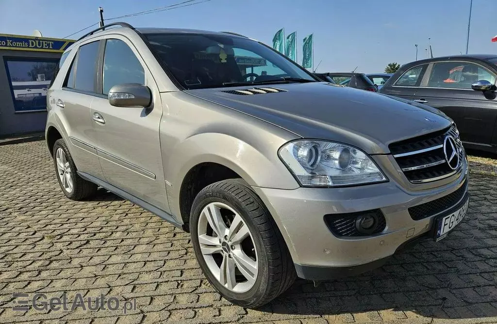 MERCEDES-BENZ ML 