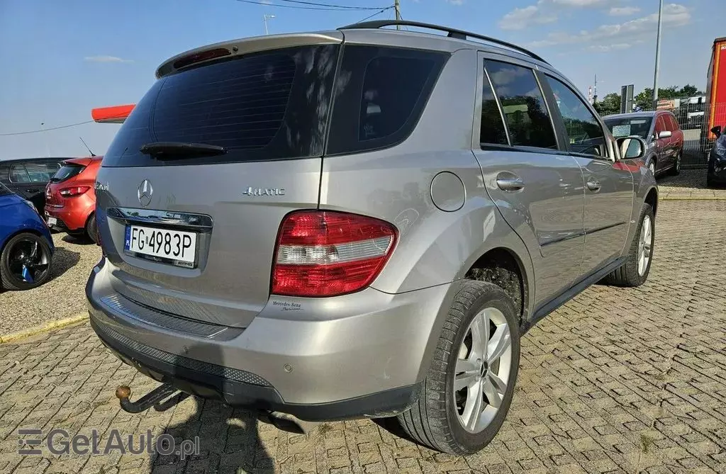 MERCEDES-BENZ ML 