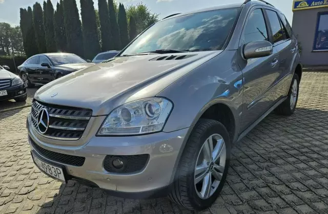 MERCEDES-BENZ ML 