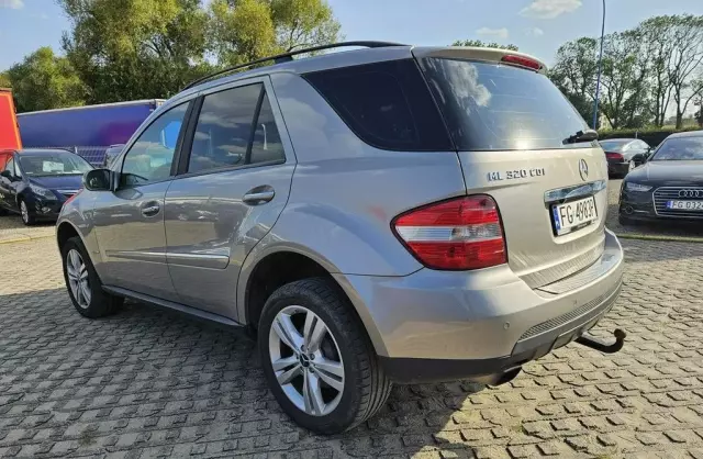 MERCEDES-BENZ ML 