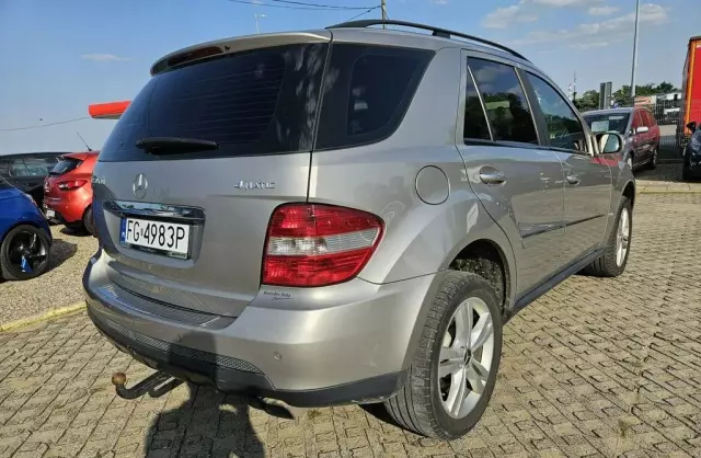 MERCEDES-BENZ ML 