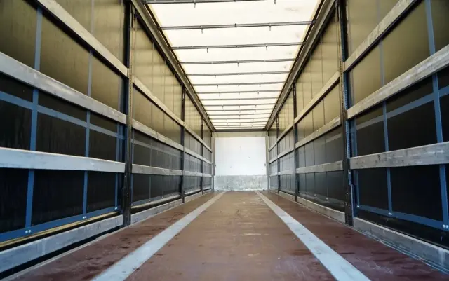 SCHWARZMULLER FIRANKA / STANDARD / KOSZ NA PALETY / OSIE SAF / 