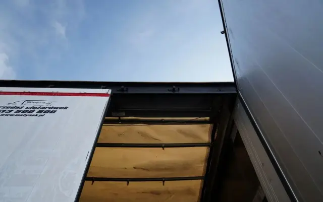 SCHWARZMULLER FIRANKA / STANDARD / KOSZ NA PALETY / OSIE SAF / 