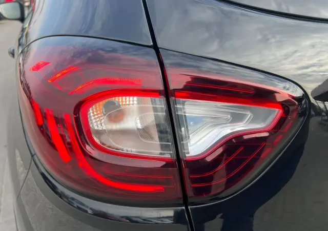 RENAULT Captur 0.9 Energy TCe Limited