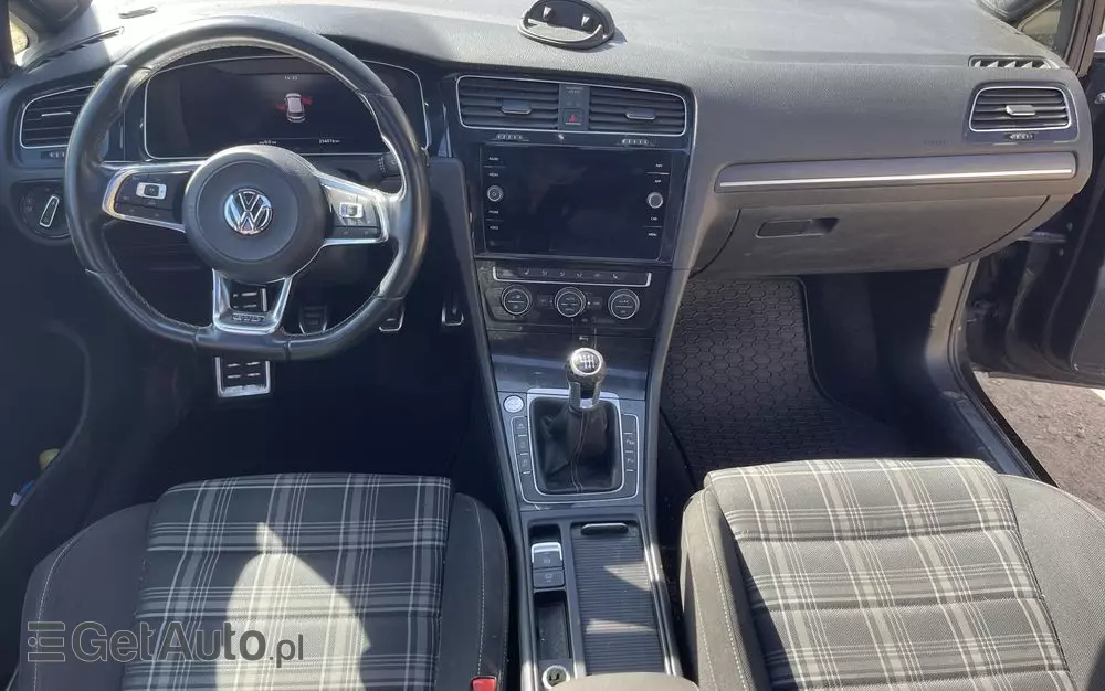 VOLKSWAGEN Golf GTD BlueMotion Technology