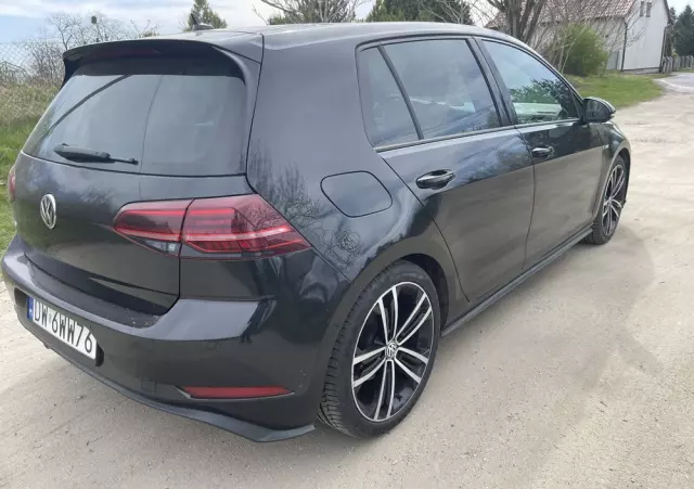 VOLKSWAGEN Golf GTD BlueMotion Technology