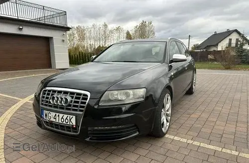 AUDI S6 