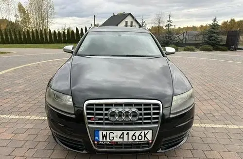 AUDI S6 