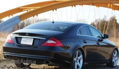 MERCEDES-BENZ CLS 