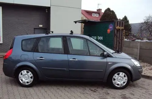 RENAULT Grand Scenic 