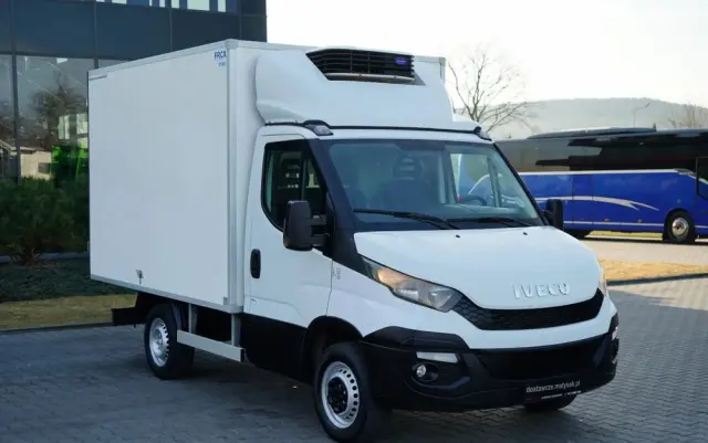 IVECO DAILY 35-130 / CHŁODNIA / AGREGAT CARRIER   XARIOS 200  / SPROWADZONY 
