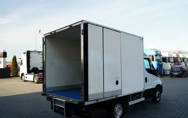 IVECO DAILY 35-130 / CHŁODNIA / AGREGAT CARRIER   XARIOS 200  / SPROWADZONY 
