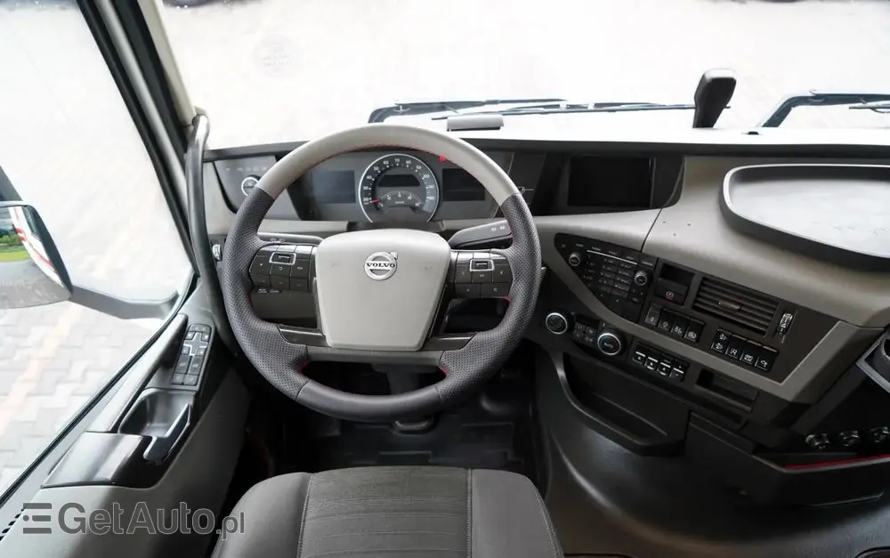 VOLVO FH 500 / I-SAVE / KLIMATYZACJA POSTOJOWA / 2021 ROK / PO KONTRAKCIE SERWISOWYM 