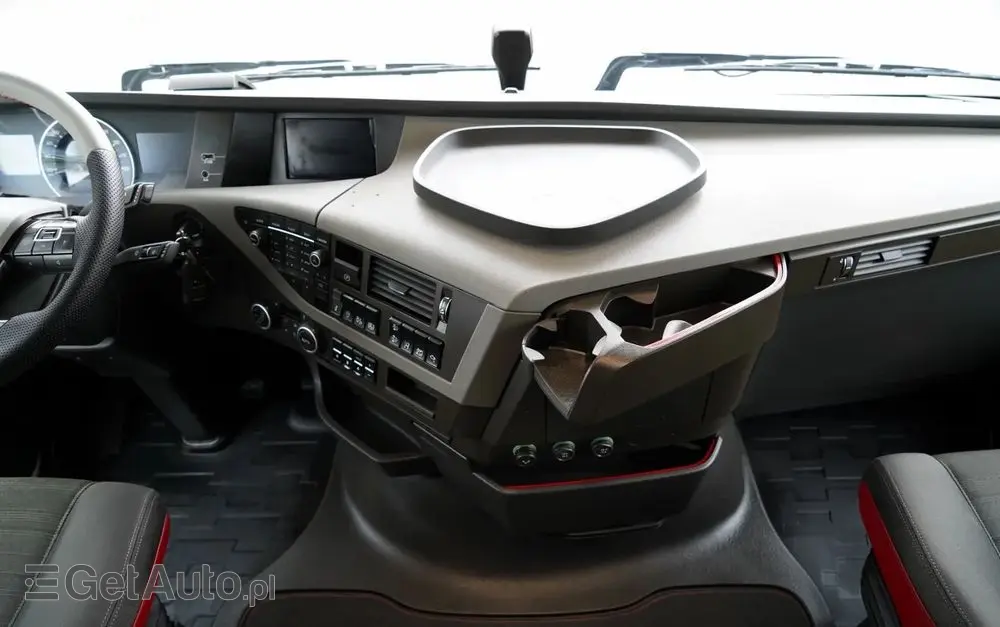 VOLVO FH 500 / I-SAVE / KLIMATYZACJA POSTOJOWA / 2021 ROK / PO KONTRAKCIE SERWISOWYM 