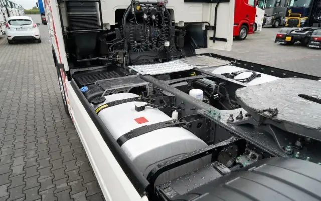 VOLVO FH 500 / I-SAVE / KLIMATYZACJA POSTOJOWA / 2021 ROK / PO KONTRAKCIE SERWISOWYM 