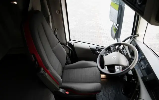 VOLVO FH 500 / I-SAVE / KLIMATYZACJA POSTOJOWA / 2021 ROK / PO KONTRAKCIE SERWISOWYM 
