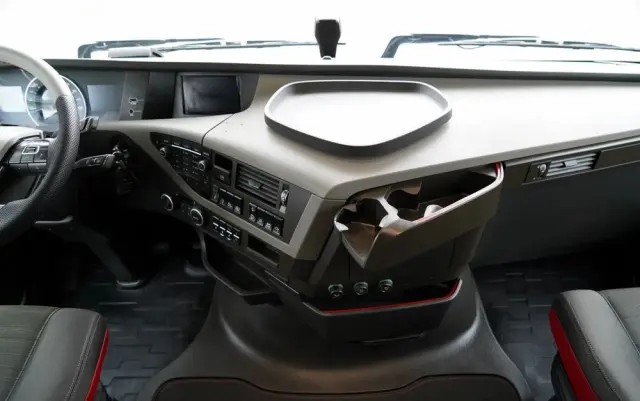 VOLVO FH 500 / I-SAVE / KLIMATYZACJA POSTOJOWA / 2021 ROK / PO KONTRAKCIE SERWISOWYM 