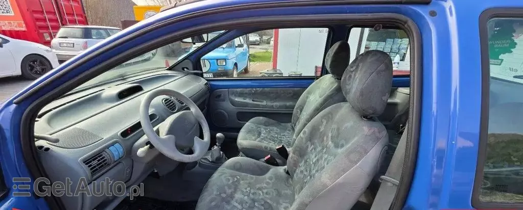 RENAULT Twingo 