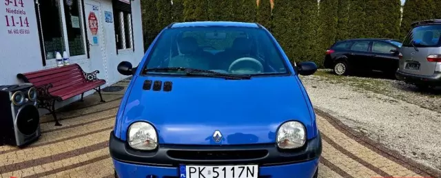 RENAULT Twingo 