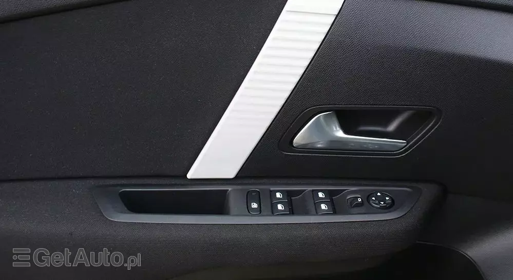 CITROËN C4 PureTech 100 Stop&Start LIVE