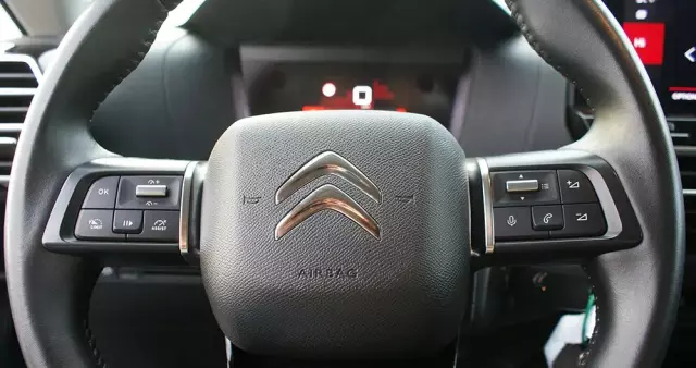 CITROËN C4 PureTech 100 Stop&Start LIVE