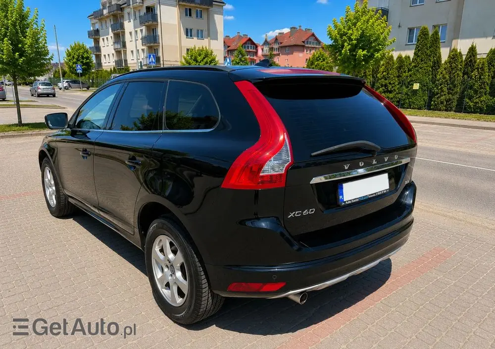 VOLVO XC 60 D3 Momentum