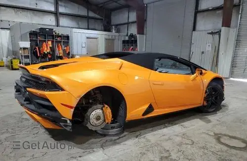 LAMBORGHINI Huracan 