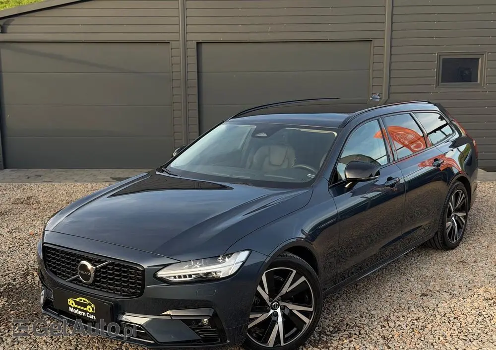 VOLVO V90 B4 D Plus Dark