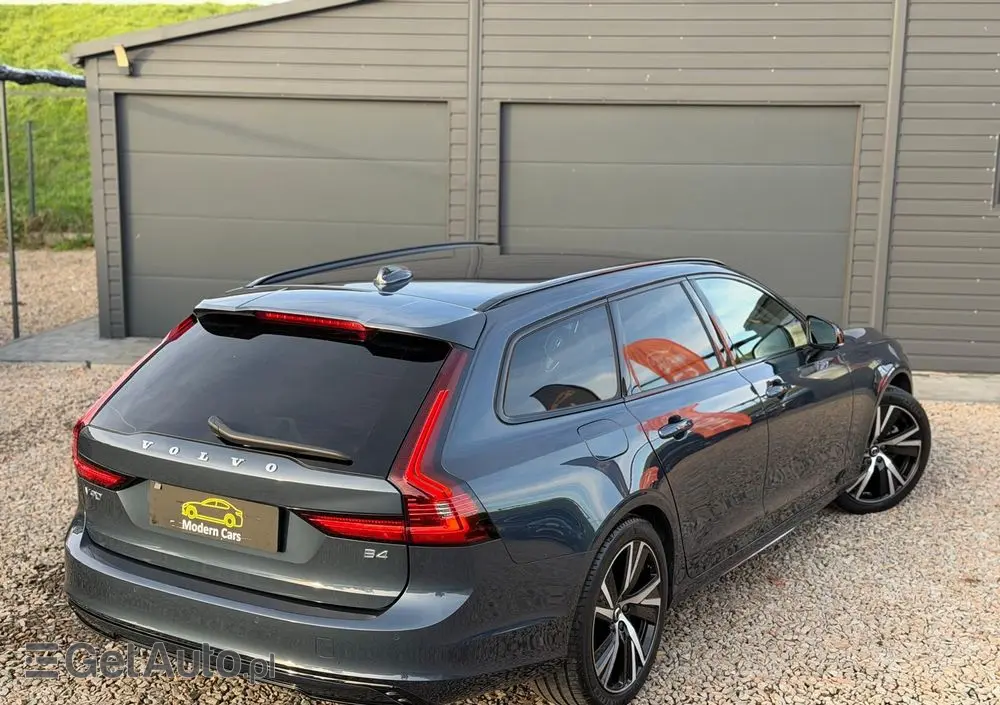 VOLVO V90 B4 D Plus Dark